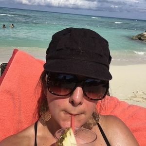 Meet your Posher, Summer